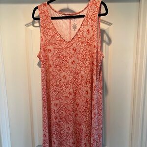 St. John’s Bay Hibiscus Floral V-NeckDress - Coral & White XL